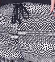 CINQUE Baumwoll-Pyjama kurze Hose Rundhals-Shirt für Damen in Rosa/Weiß, Schwarz/Weiß oder für Herren in Schwarz/Weiß CINQUE Baumwoll-Pyjama kurze Hose Rundhals-Shirt für Damen in Rosa/Weiß, Schwarz/Weiß oder für Herren in Schwarz/Weiß