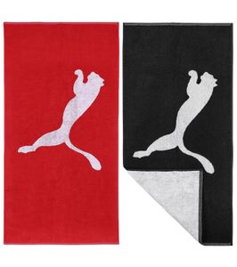 Asciugamano da bagno in cotone PUMA in spugna con grande logo del marchio 70 cm x 140 cm 054552 in rosso o nero