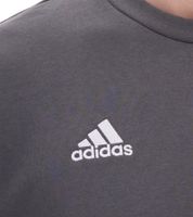 adidas Entrada 22 SW-Top maglione girocollo da uomo felpa in cotone sostenibile da uomo in nero, grigio o blu navy adidas Entrada 22 SW-Top maglione girocollo da uomo felpa in cotone sostenibile da uomo in nero, grigio o blu navy