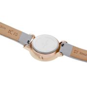 Montre-bracelet à deux aiguilles pour femme Pierre Cardin avec cadran et détails en cercle argenté Montre à quartz analogique avec bracelet en cuir 3ATM 27 mm CCM.05 argent/noir/blanc/bleu/gris/rose Montre-bracelet à deux aiguilles pour femme Pierre Cardin avec cadran et détails en cercle argenté Montre à quartz analogique avec bracelet en cuir 3ATM 27 mm CCM.05 argent/noir/blanc/bleu/gris/rose