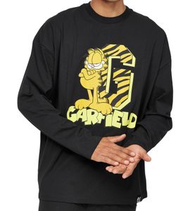 RE:COVERED X Nickelodeon Men's Crew Neck Shirt with Garfield Print, Cotton Long Sleeve MMNICK323, Black RE:COVERED X Nickelodeon Men's Crew Neck Shirt with Garfield Print, Cotton Long Sleeve MMNICK323, Black