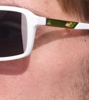 Occhiali da sole sportivi da uomo adidas con lenti a specchio, rettangolari con dettagli in metallo, per il tempo libero, filtro UVA e UVB al 100%, categoria 3, GA0557, bianchi