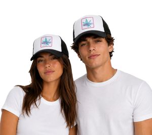 Beechfield Trucker Cap Cotton Cap with "LEGALIZED" Embroidery Baseball Cap Trucker-Cap Black/White