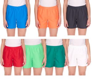 Pantalón corto de entrenamiento para mujer OCEAN FABRICS, pantalón deportivo sostenible Tahi Match OUT-W-1032-OTW en verde, rojo, naranja, blanco, azul o antracita. Pantalón corto de entrenamiento para mujer OCEAN FABRICS, pantalón deportivo sostenible Tahi Match OUT-W-1032-OTW en verde, rojo, naranja, blanco, azul o antracita.