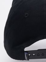 Market Contemporary Art 6 Panel Flexfitted Caps schwarz Market Contemporary Art 6 Panel Flexfitted Caps schwarz