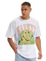 Camisetas blancas con cara sonriente fuera del cuerpo del mercado