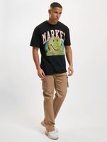 Camisetas Market Smiley Out Of Body lavadas en negro