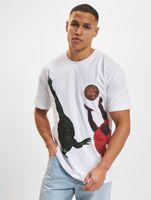 Camisetas blancas de Market Jump Ball