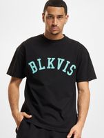 Camiseta negra con el logotipo de BLKVIS Camiseta negra con el logotipo de BLKVIS