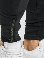 vsct Keanu Slim Fit-Jeans mit Reißverschluss am Beinabschluss, Schwarz, ausgewaschen