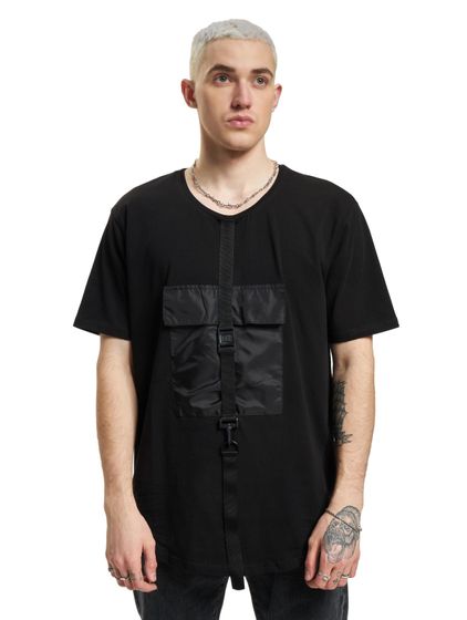 Camiseta negra con solapa vsct