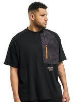 CAYLER & SONS Mntn Camo Pocket Raglan Box Tee schwarz/mc