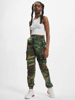 Missguided Premium Camo Bedruckte Cargo-Tarnung Missguided Premium Camo Bedruckte Cargo-Tarnung