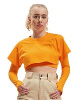 Le haut court Couture Club avec un imprimé gothique superposé en orange