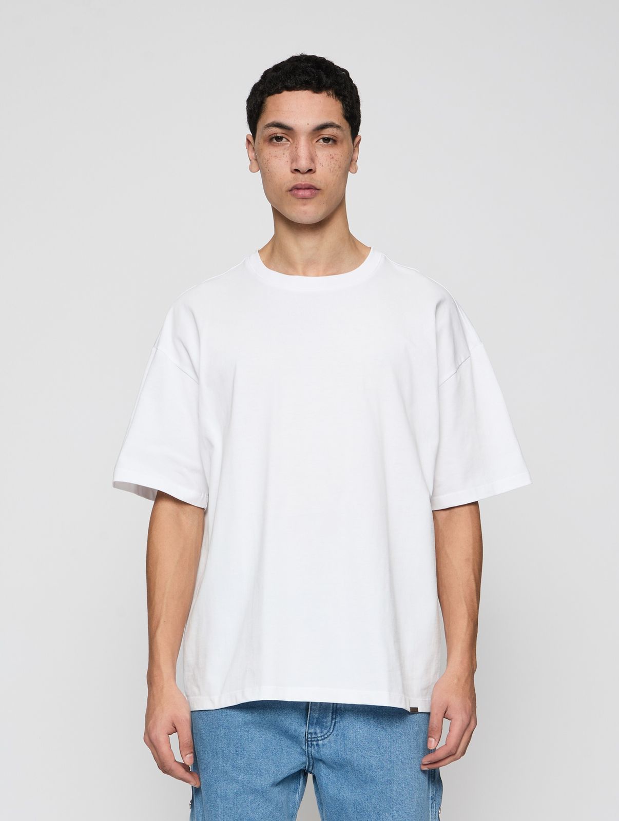 T-shirt oversize bianche senza effetti