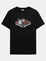 T-shirt nera tributo a UNFAIR ATHLETICS
