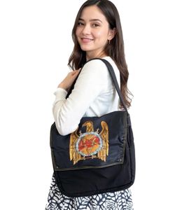 Borsa a tracolla SLAYER Trash Metal Band, borsa a tracolla, borsa per laptop, merchandise per fan, 42 x 36 x 6 cm MB106926SLA Nero Borsa a tracolla SLAYER Trash Metal Band, borsa a tracolla, borsa per laptop, merchandise per fan, 42 x 36 x 6 cm MB106926SLA Nero