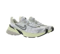 NIKE V2K Run Women's Running Shoes with Mesh Upper, Sports Sneakers FD0736 100 White/Silver