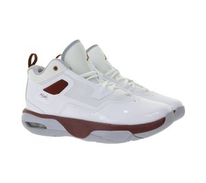 Baskets NIKE JORDAN Stay Loyal 3 pour Enfant, Chaussures de Basketball Basses en Cuir Véritable pour Fille et Garçon, FB9922-160, Blanc/Rouge