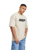DEF MERCH Souvenir T-Shirts mit großem Marken-Print Rundhals-Shirt in Schwarz, Beige oder Camouflage DEF MERCH Souvenir T-Shirts mit großem Marken-Print Rundhals-Shirt in Schwarz, Beige oder Camouflage