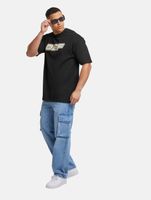 DEF MERCH Souvenir T-Shirts mit großem Marken-Print Rundhals-Shirt in Schwarz, Beige oder Camouflage DEF MERCH Souvenir T-Shirts mit großem Marken-Print Rundhals-Shirt in Schwarz, Beige oder Camouflage