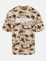 DEF MERCH Souvenir T-Shirts mit großem Marken-Print Rundhals-Shirt in Schwarz, Beige oder Camouflage DEF MERCH Souvenir T-Shirts mit großem Marken-Print Rundhals-Shirt in Schwarz, Beige oder Camouflage
