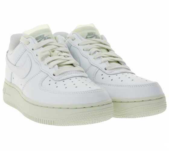 NIKE Air Force 1 LO PRM Unisex Sneaker, Genuine Leather, Low-Top Sneakers with Air Cushioning, DN5463 100 White