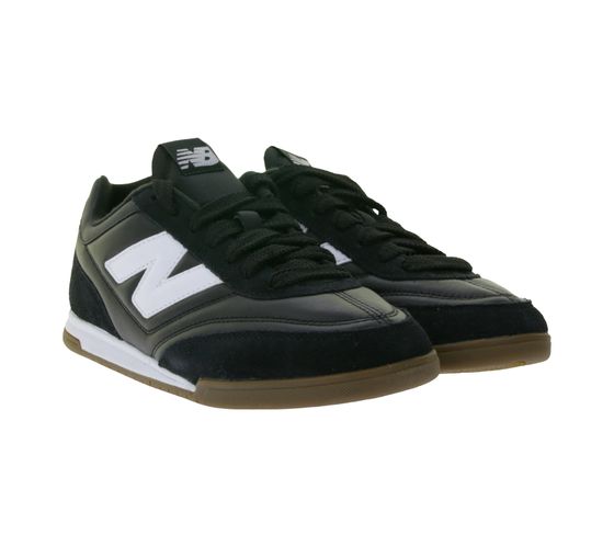 Zapatillas New Balance para hombre, de piel auténtica con parche N, caña baja, URC42LB, negro/blanco