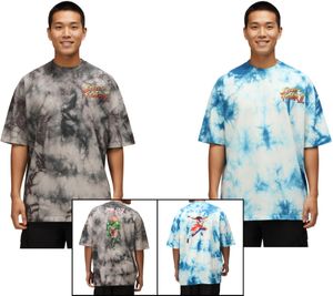 RE:COVERED X CAPCOM Herren T-Shirt mit Street Fighter-Print Baumwoll-Shirt Rundhals-Shirt in Grau mit Blanka oder in Blau mit Vega RE:COVERED X CAPCOM Herren T-Shirt mit Street Fighter-Print Baumwoll-Shirt Rundhals-Shirt in Grau mit Blanka oder in Blau mit Vega