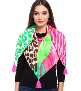 Écharpe triangulaire ZWILLINGSHERZ Léopard dans la jungle, imprimé animal et feuilles, 3014D-3010-14, rose/vert/multicolore Écharpe triangulaire ZWILLINGSHERZ Léopard dans la jungle, imprimé animal et feuilles, 3014D-3010-14, rose/vert/multicolore
