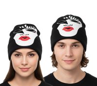 Pack de 3 gorros KISS con estampado frontal grande. Gorro de punto para fans con logo en el cuello. Pack económico SK162060KIS Negro.
