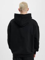 Sudadera Fokus x Def para hombre con bolsillo tipo canguro y varios estampados en blanco o negro