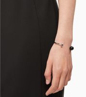 Moderner Calvin Klein Damen Armreif Edelstahl-Armband mit schwarzer Kugel und silberfarbener Metallscheibe Arm-Schmuck KJ9RMF0401 Silber