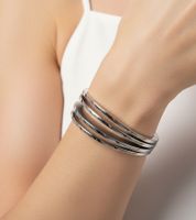 Modernes Calvin Klein Damen Edelstahl-Armband im geschwungenen Design Arm-Schmuck Handgelenk-Schmuck KJ3DMD0801 Silber
