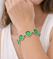 Bracelet Calvin Klein Charisma Femme Élégant en Laiton Argenté et Pierres en Verre Vert KJANGB020100 Argent/Vert