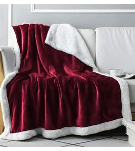 Wendbare Everlasting Comfort Plüsch-Sherpa-Fleecedecke Kuscheldecke 127 x 165 cm Weinrot