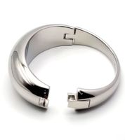 Bracelet jonc Calvin Klein pour femme avec pierre ovale, acier inoxydable, référence KJ3Q, coloris argent/blanc ou argent/bleu