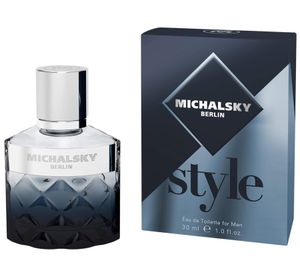 Carismática fragancia corporal MICHALSKY Berlin Style for Men Eau de Toilette en un elegante frasco de 30 ml.