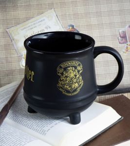 Tazza 3D a forma di calderone di Harry Potter con stemma di Hogwarts, 560 ml, nero/oro