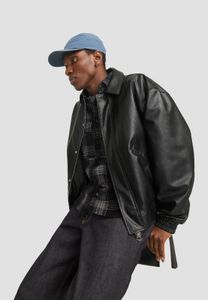 Chaqueta funcional para hombre de Jack & Jones, color negro.