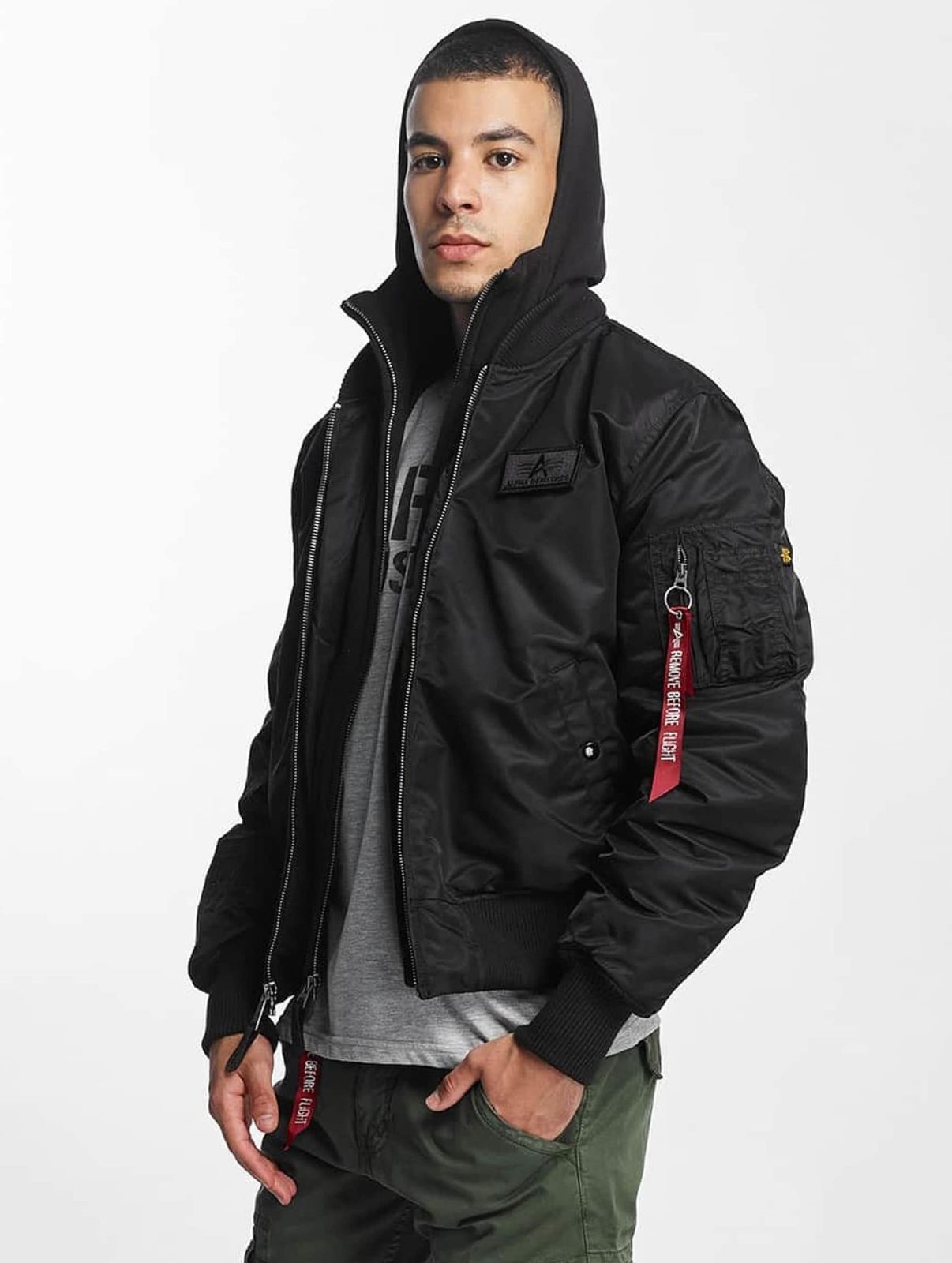 Alpha Industries Herren Jacke Schwarz