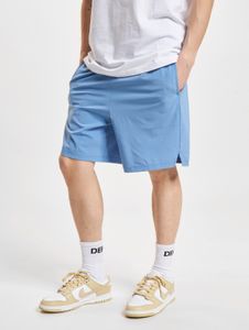 Pantalones cortos ligeros Columbia para hombre, color azul.