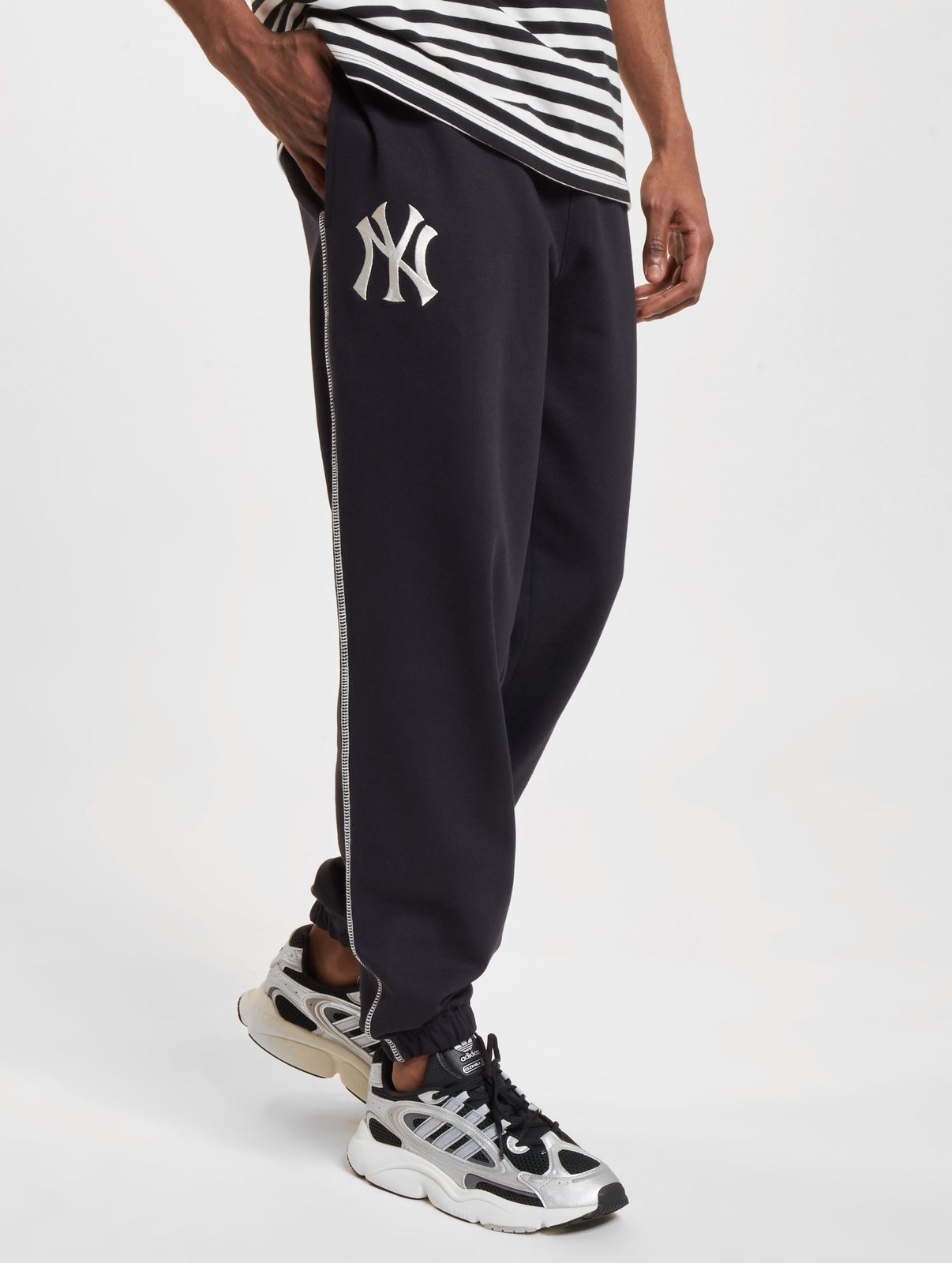 New Era Herren Jeans Navy
