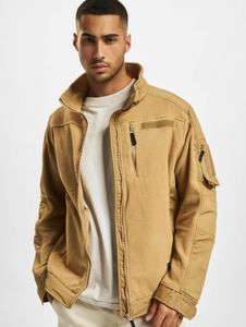 Chaqueta sencilla de hombre Brandit con cremalleras y bolsillos, color beige.