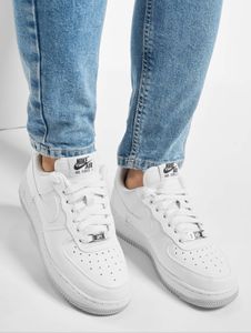Casual NIKE women's sneakers white
