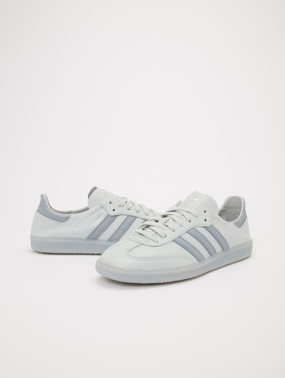 adidas Herren Sneaker Grau Leder