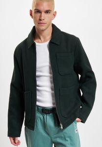simple Lyle & Scott men's jacket green