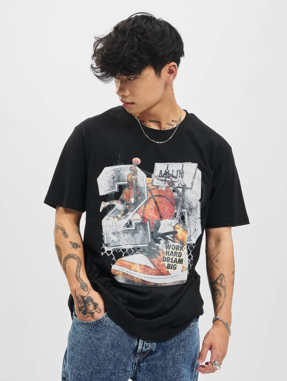 sportliches Mister Tee Herren T-Shirt 180 g/m² mit Baumwolle Schwarz