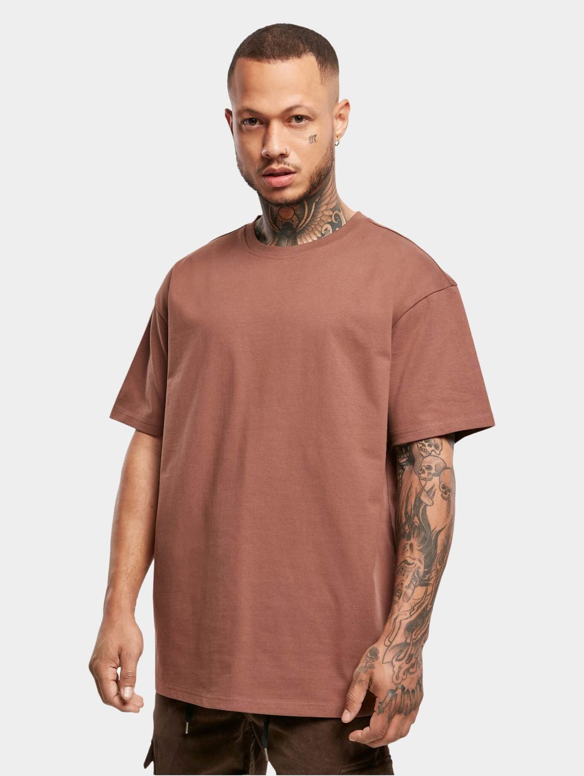 sportliches URBAN CLASSICS Herren T-Shirt 240 g/m² mit Baumwolle Braun