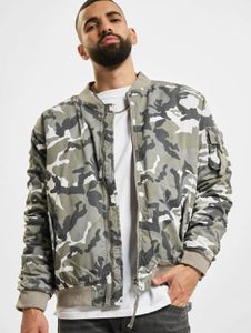 moderne Urban Classics Herren Jacke 170 g/m² mit Baumwolle Camouflage